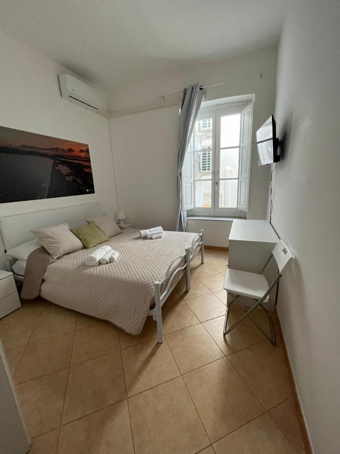 Sky Moon Cagliari Centro Vista Mare Apartment Exterior photo
